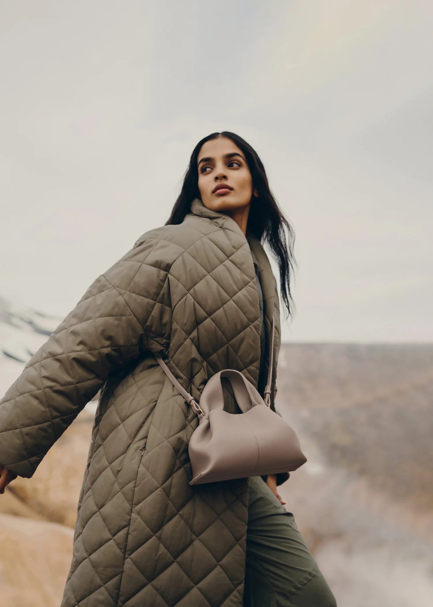 Numéro Neuf Mini EDITION TEXTURED TAUPE