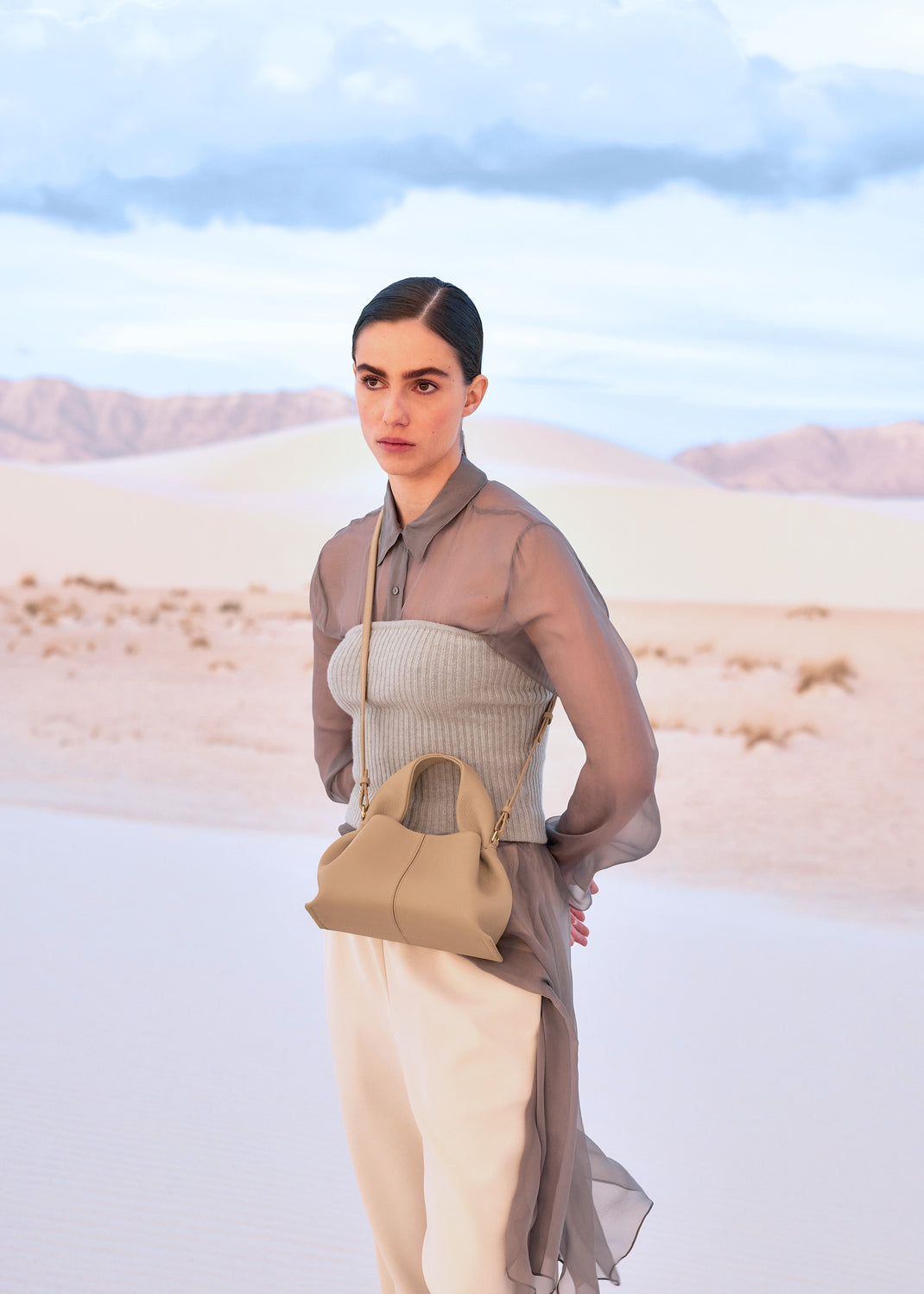 Numéro Neuf Mini EDITION TEXTURED BEIGE