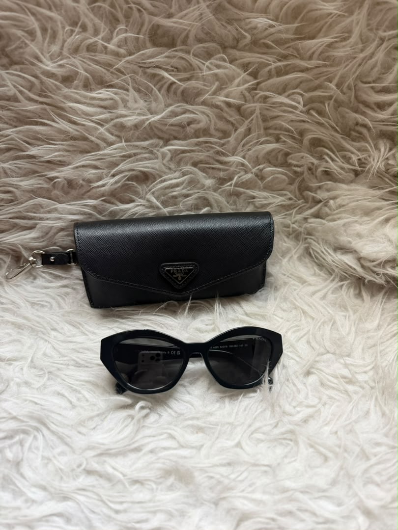 Prada PR Butterfly Sunglasses - Black