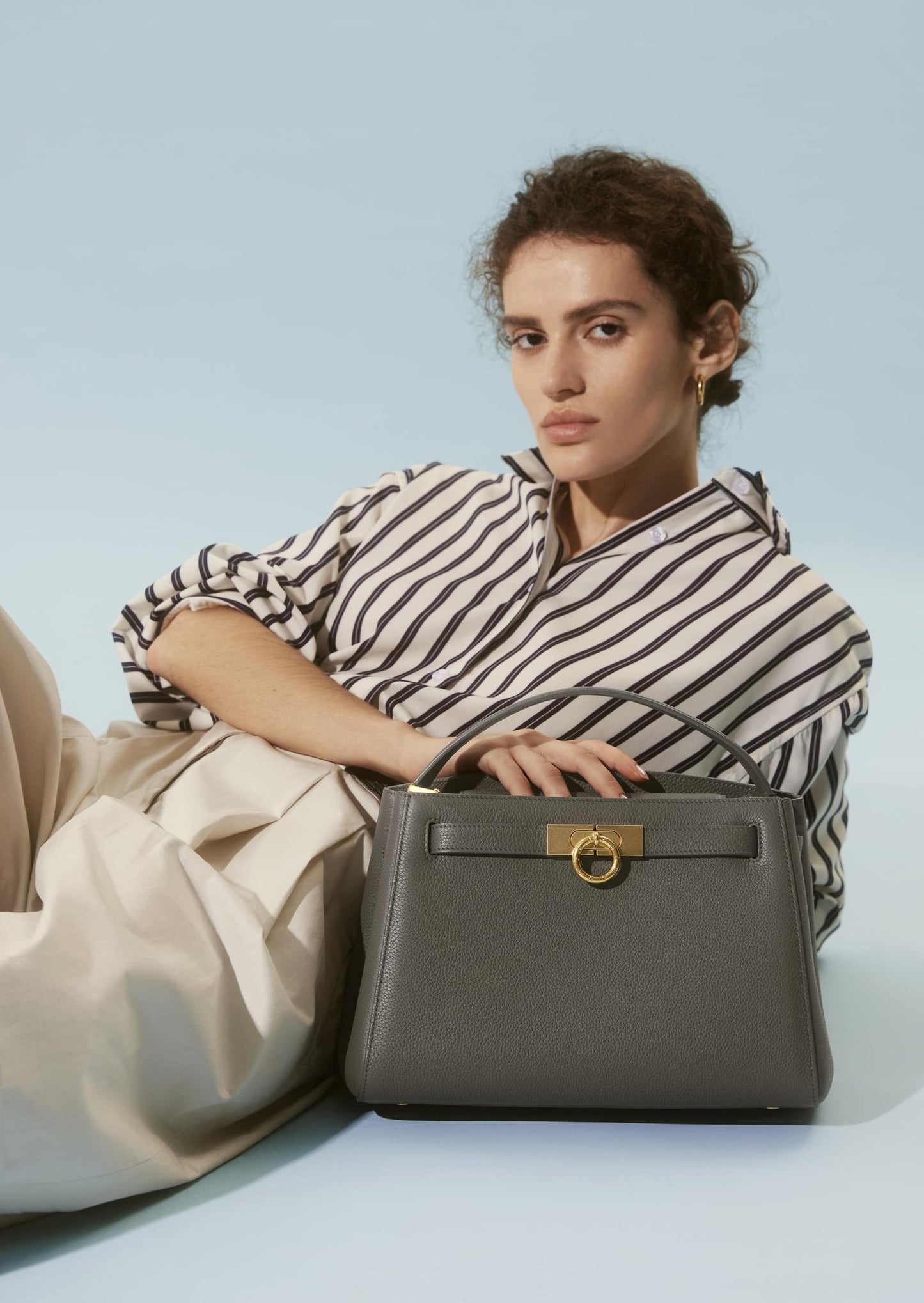 Madison Large Top Handle Bag Pebbled - Parisian Grey