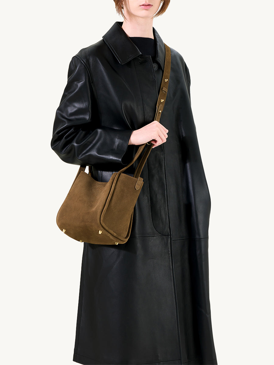 (PREORDER - ETA END DEC) Songmont Medium Song Bag - Agarwood