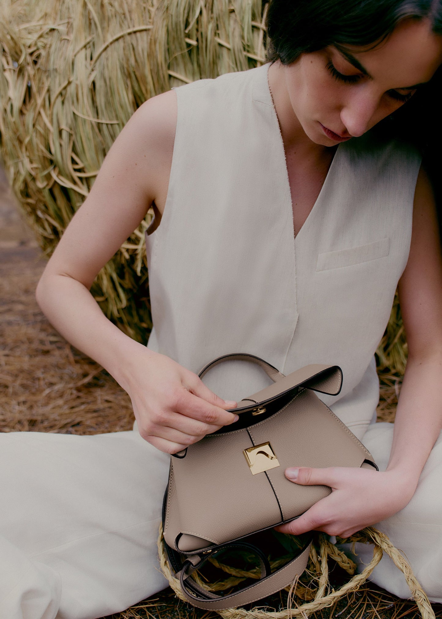 Mokki Mini Textured Taupe