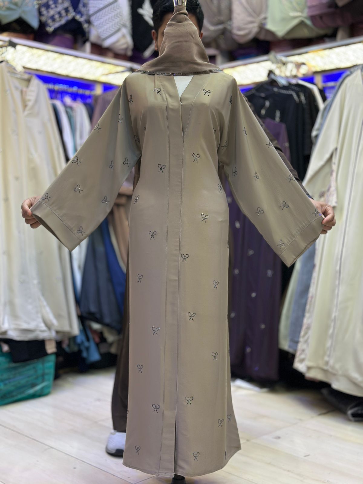 Ribbon Jubah (Brown)