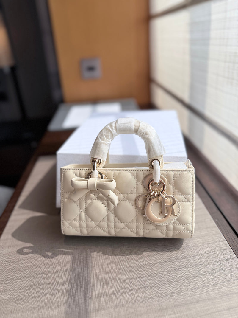 Lady D-Joy Micro