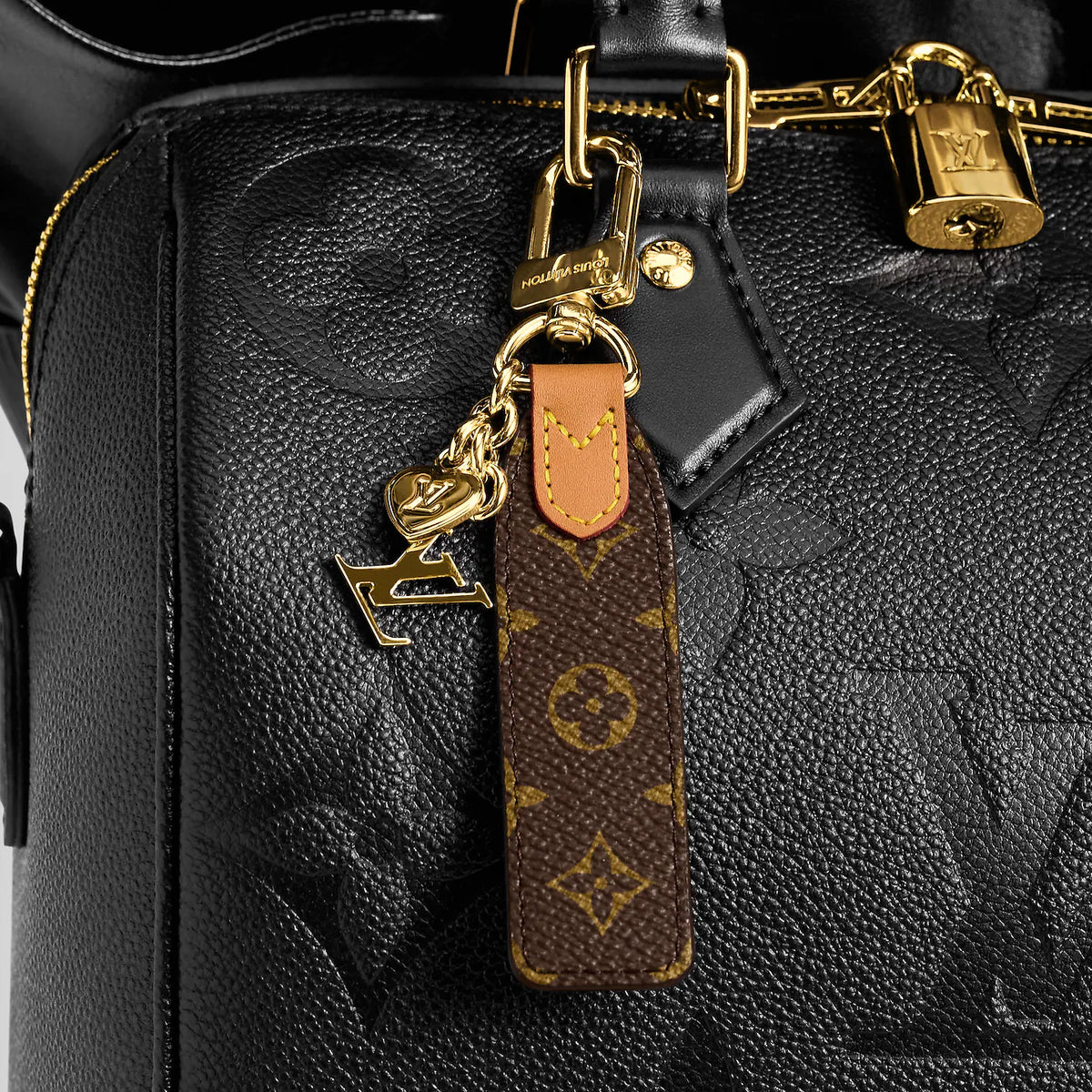 (Readystock) LV Cherished Tab Key Holder