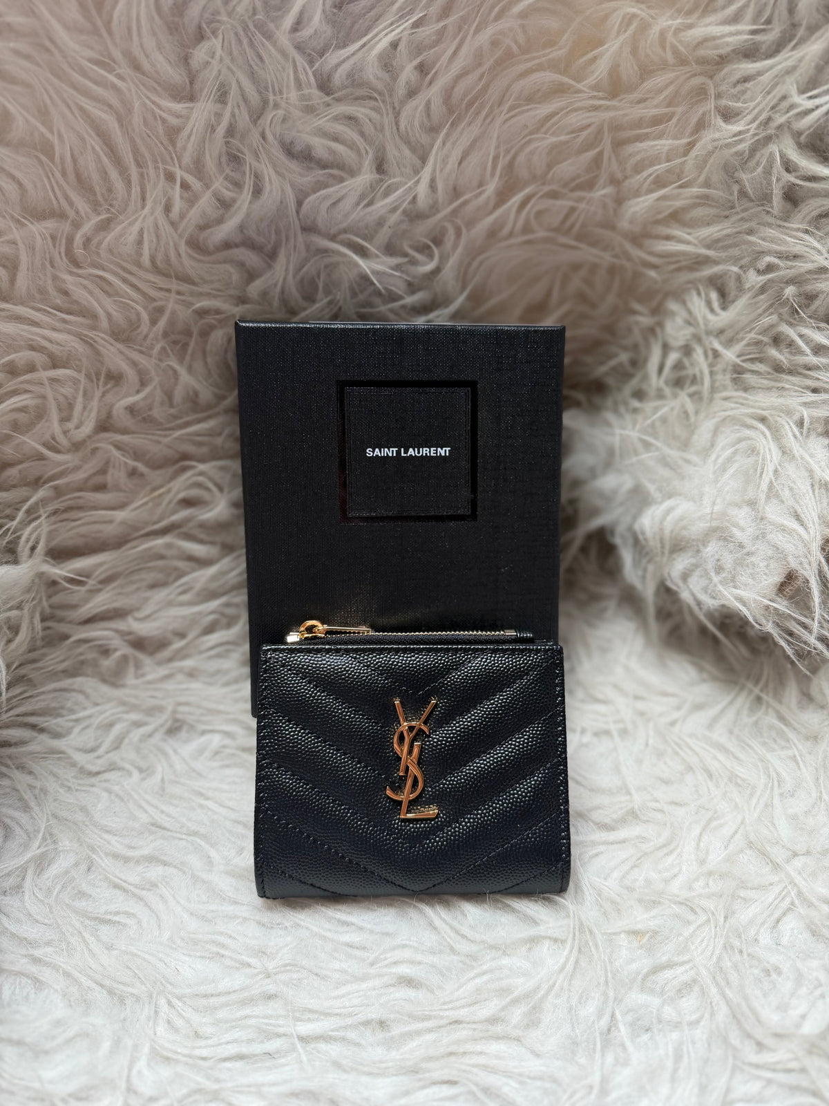 (Readystock) YSL BiFold Wallet in Grain - Black