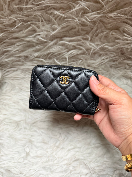 (Readystock) Chanel Zipped Wallet - Black