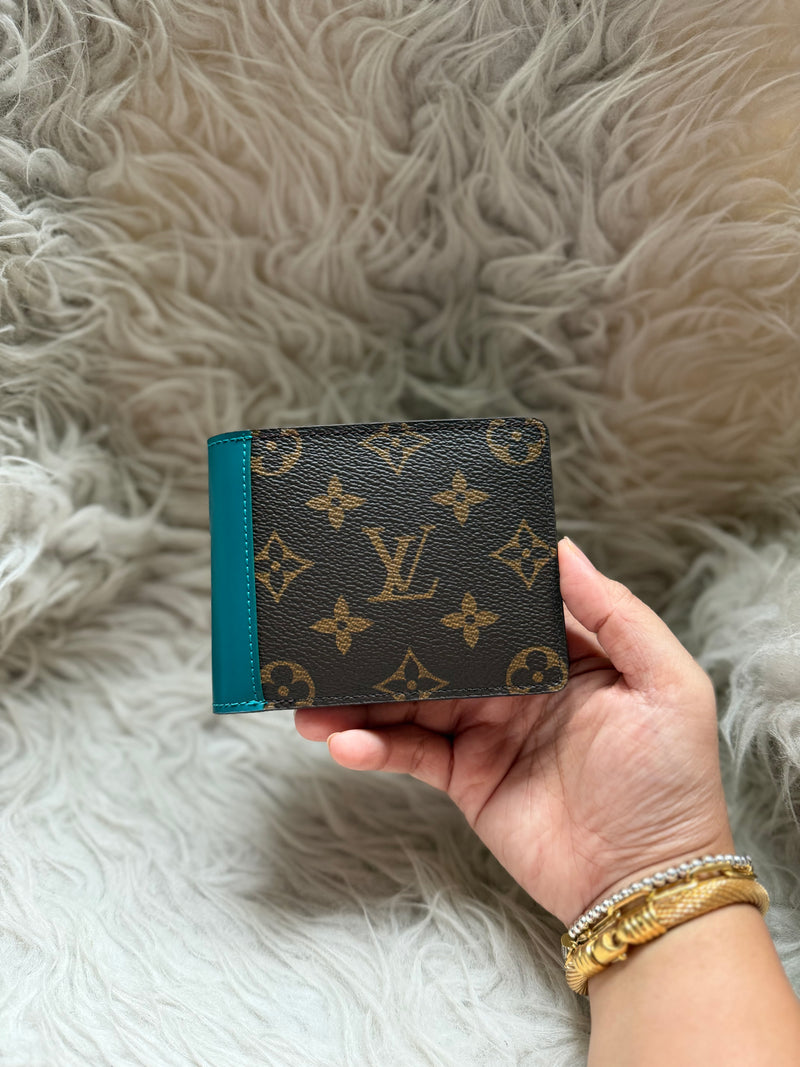 (Readystock) LV Multiple Wallet
