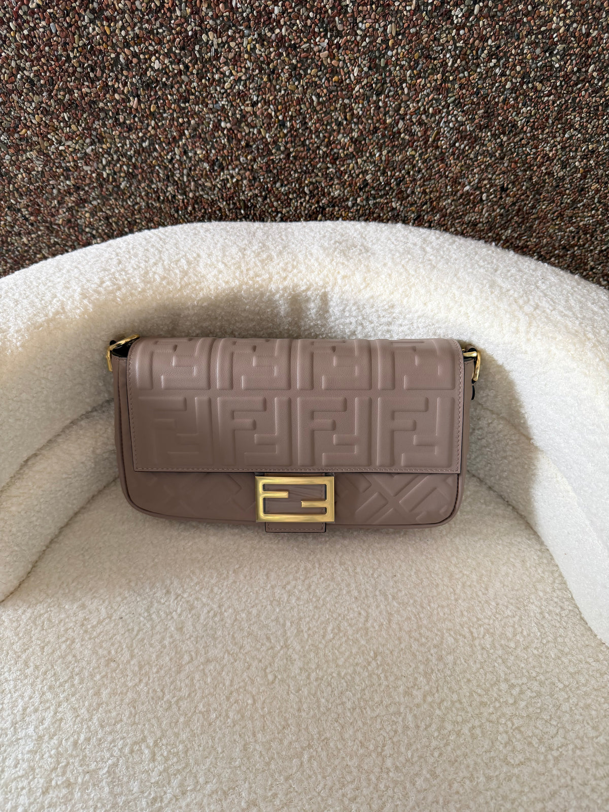 (Readystock) Fendi Shoulder Bag - Beige