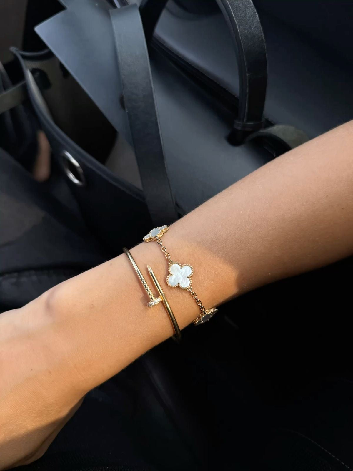 (Readystock) Van Cleef Arpels Vintage Alhambra Bracelet - Mother of Pearl, White