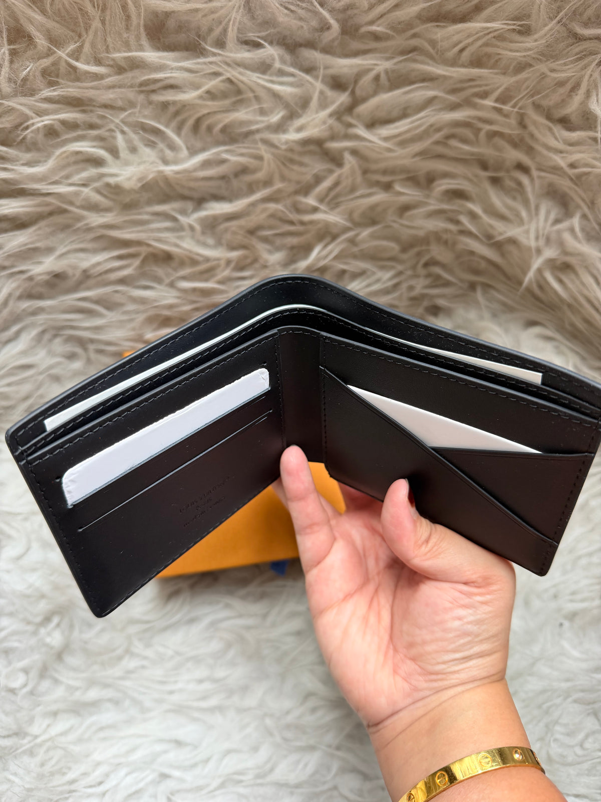 (Readystock) LV Men Multiple Wallet