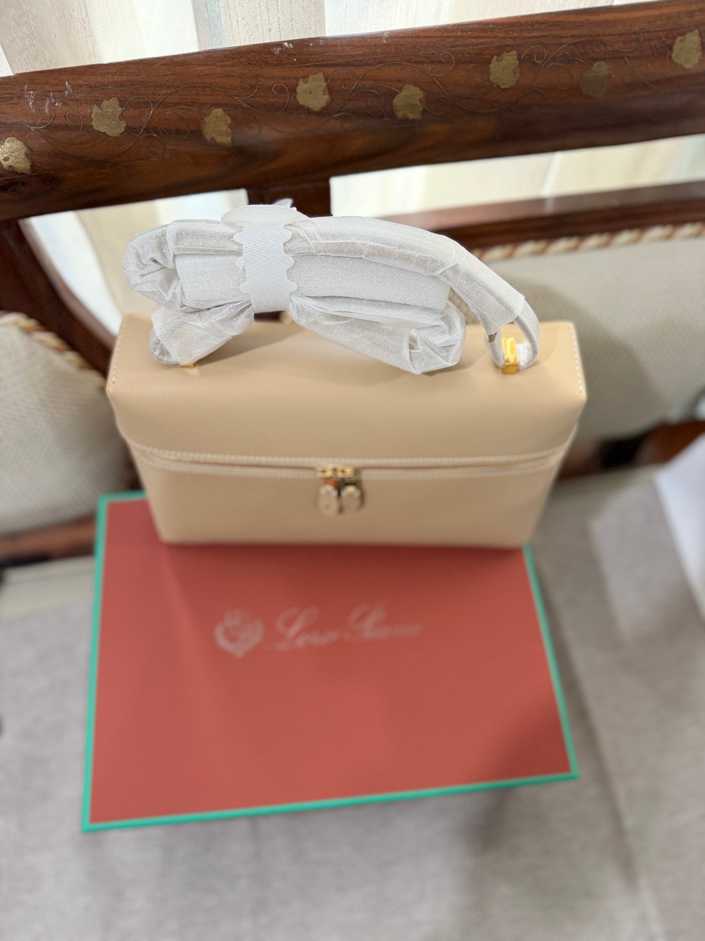 Loro Piana Extra Bag L27