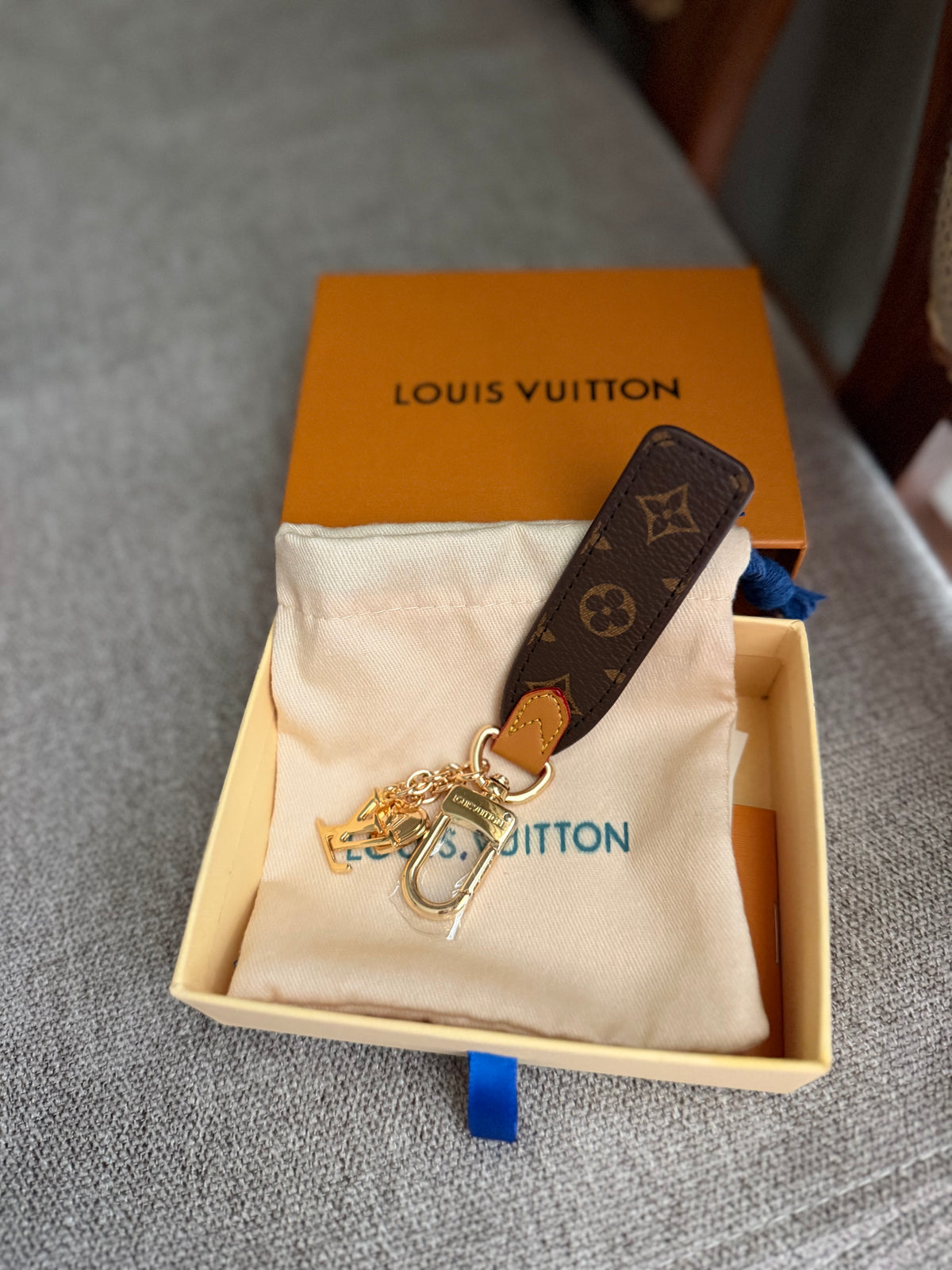 (Readystock) LV Cherished Tab Key Holder