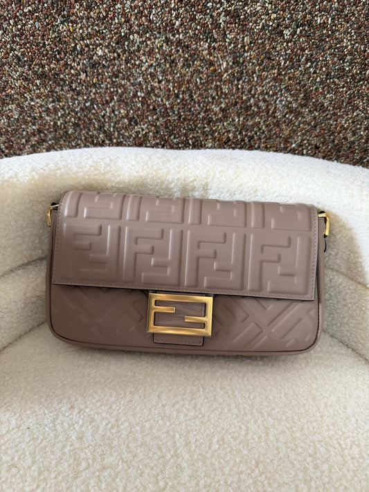 (Readystock) Fendi Shoulder Bag - Beige