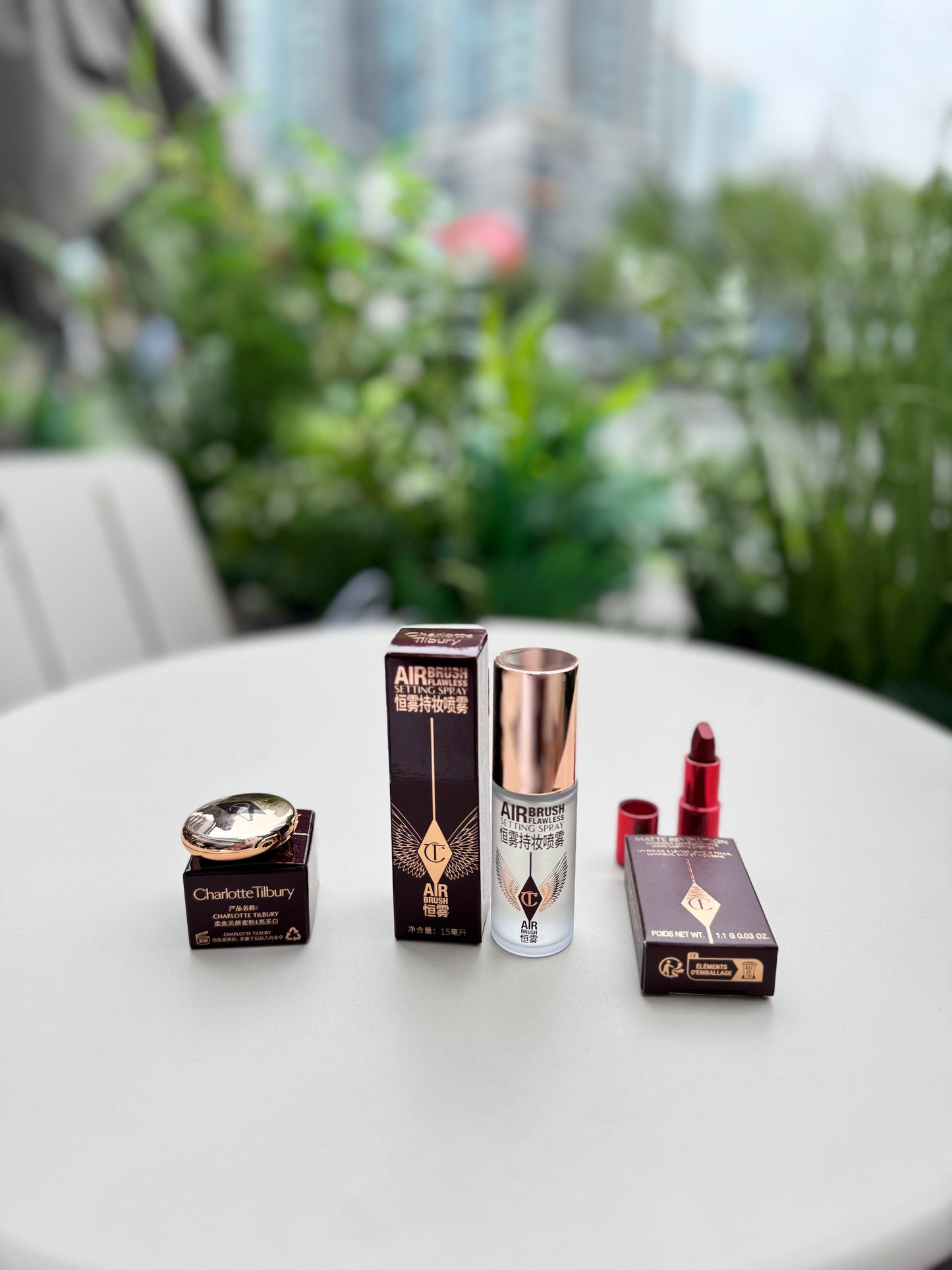 Charlotte Tilbury Airbrush Flawless Finish