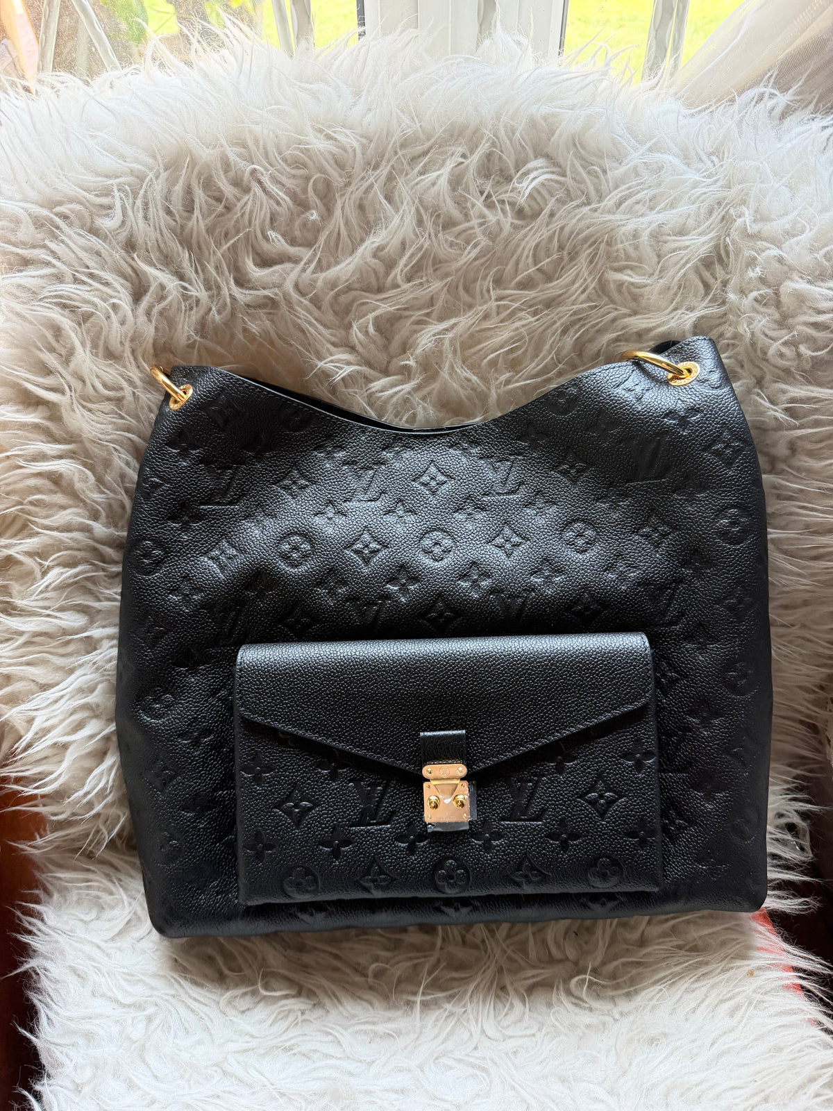LV Hobo Metis Black