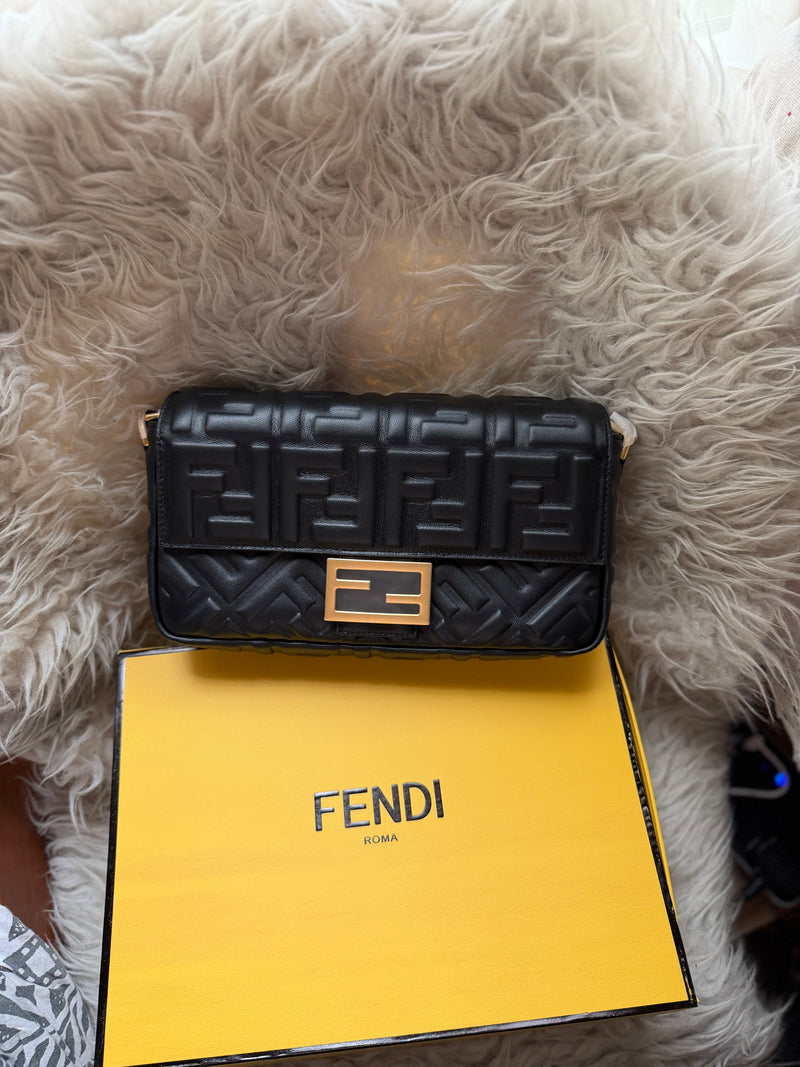 (Readystock) Fendi Shoulder Bag - Black