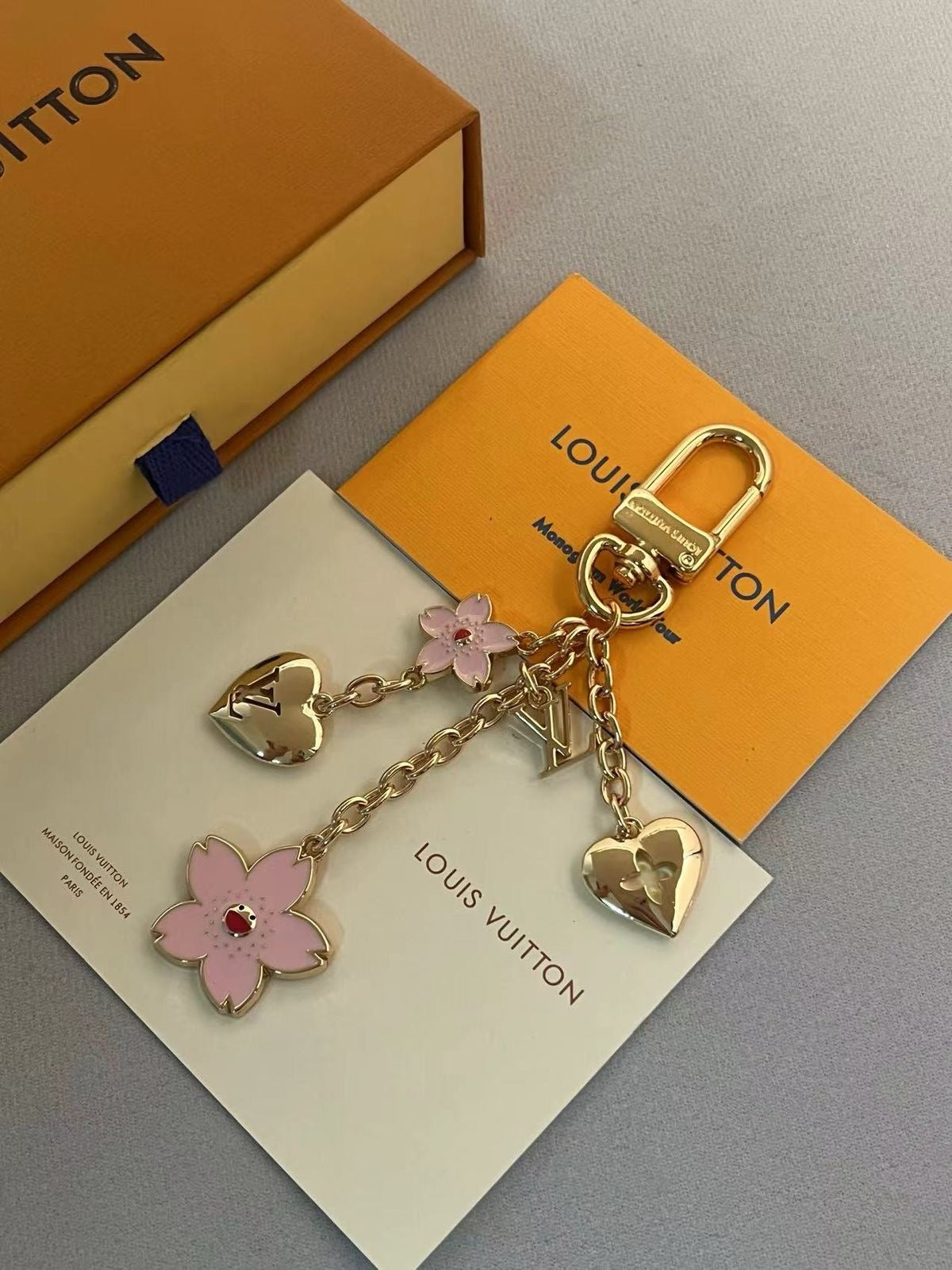 (Readystock) LV Keychain - Pink Sakura