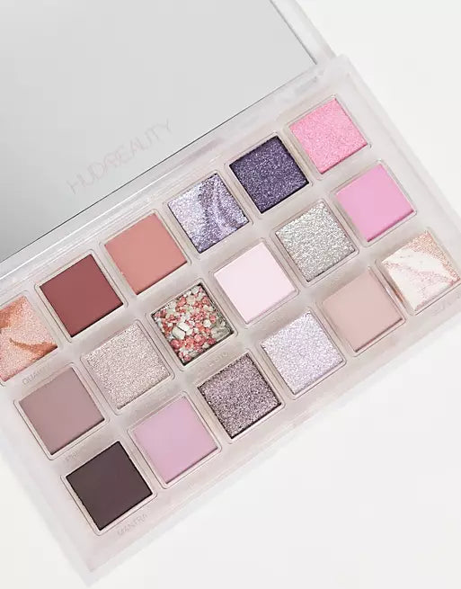 HUDA BEAUTY Rose Quartz Eyeshadow Palette - Rose Quartz