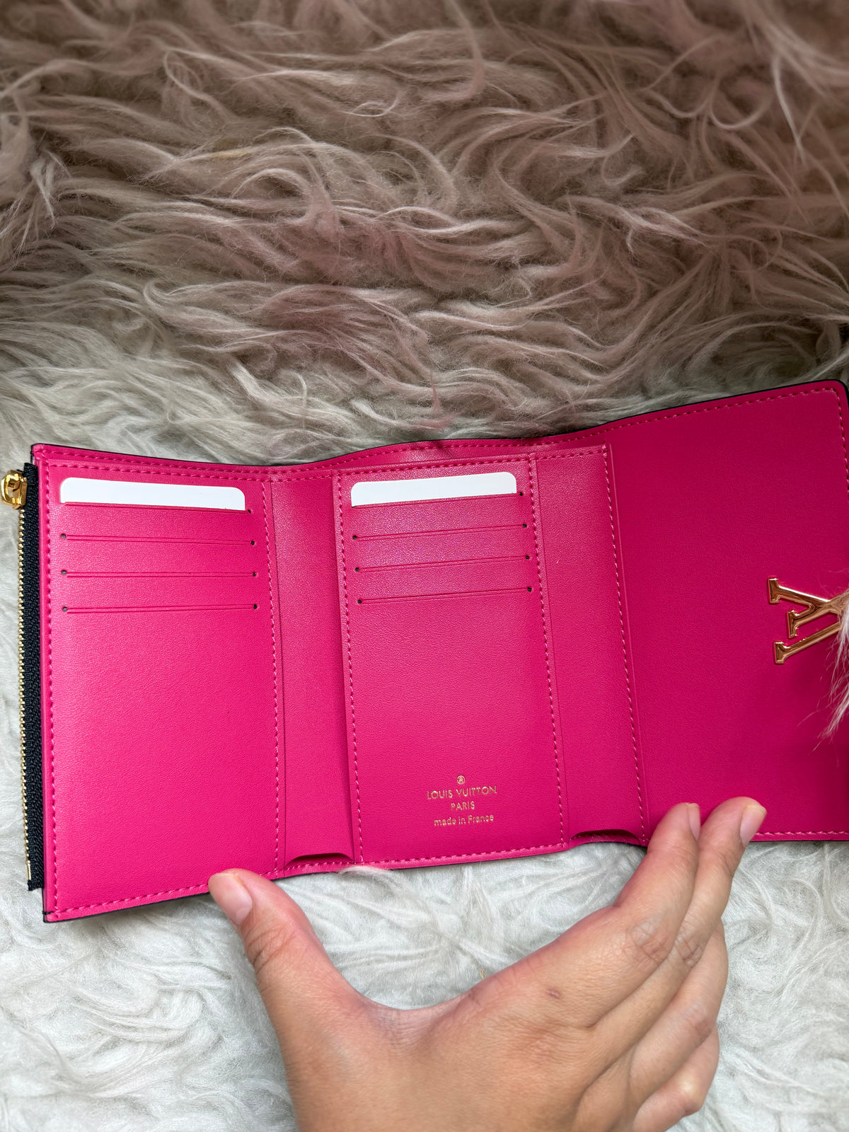 (Readystock) LV Capucines Compact Wallet