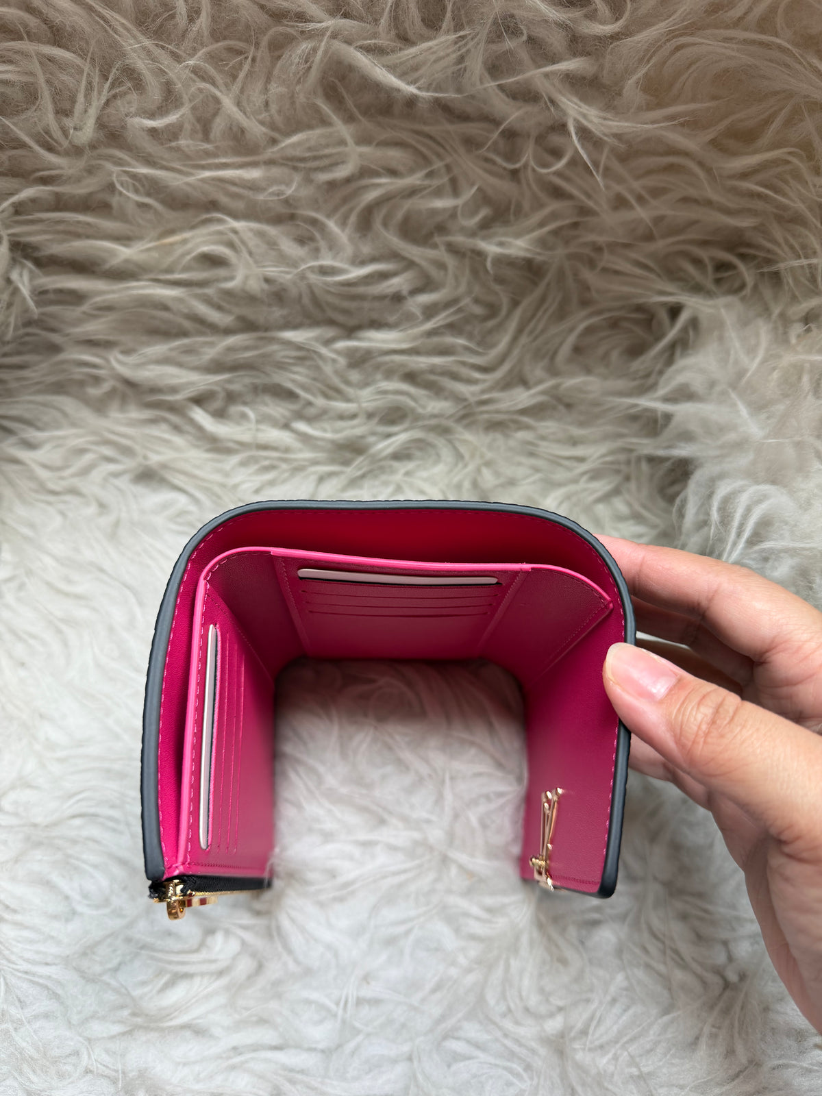 (Readystock) LV Capucines Compact Wallet