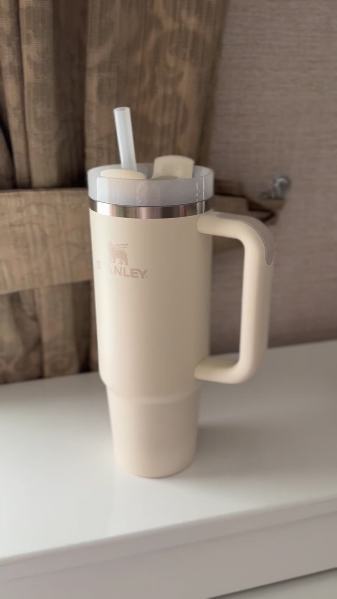 Stanley Adventure Quencher 2.0 Tumbler 30oz - Cream