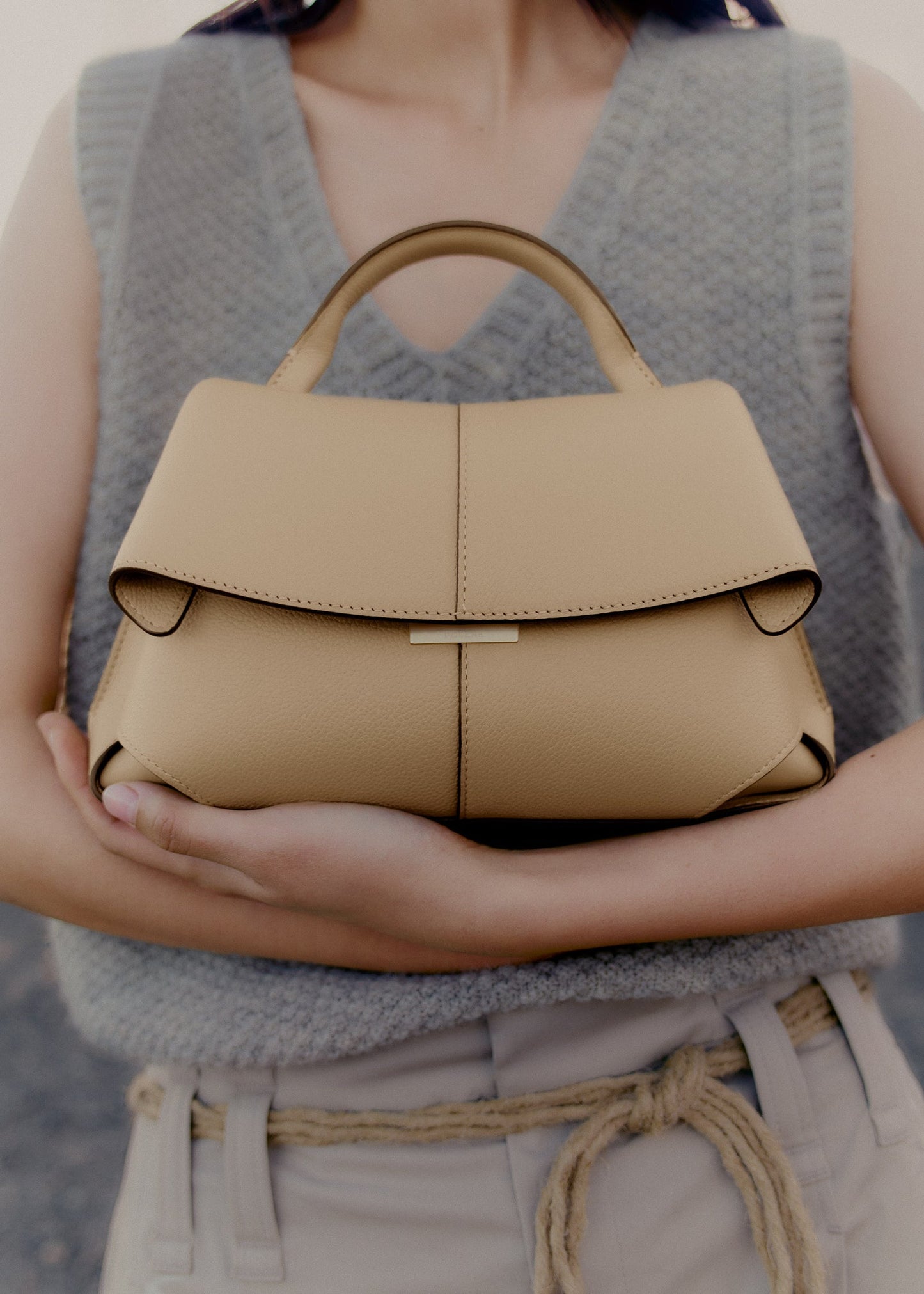 Mokki Mini Textured Sand